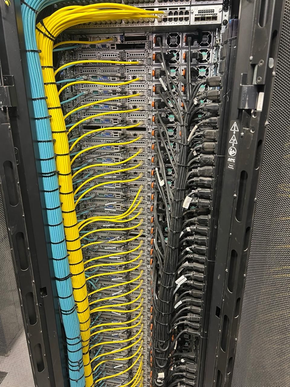 Structured cabling installed by the Stark Technology team in a data centre rack